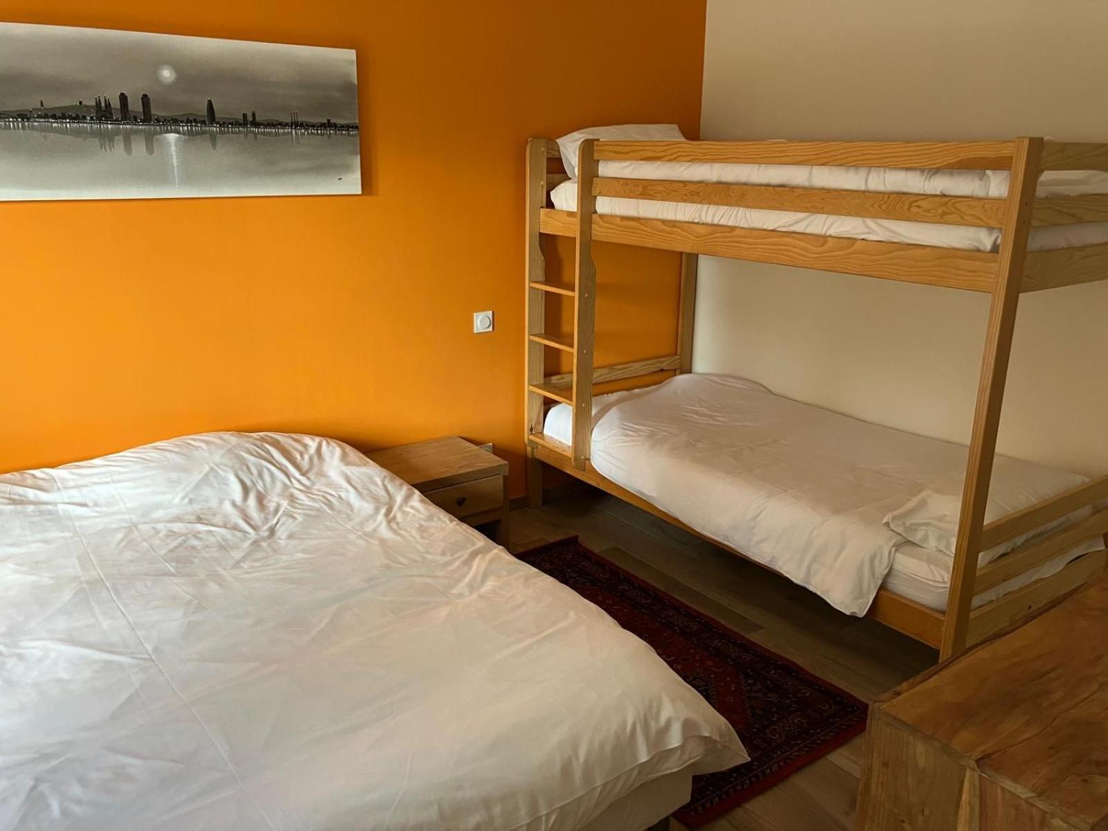 Domaine Des Peyries - Chambres Et Table D'Hotes Saint-Barthelemy-d'Agenais Экстерьер фото